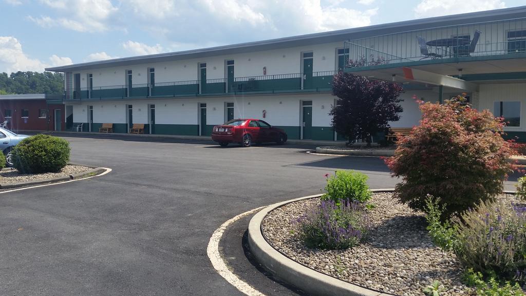 Huntingdon Motor Inn Zewnętrze zdjęcie