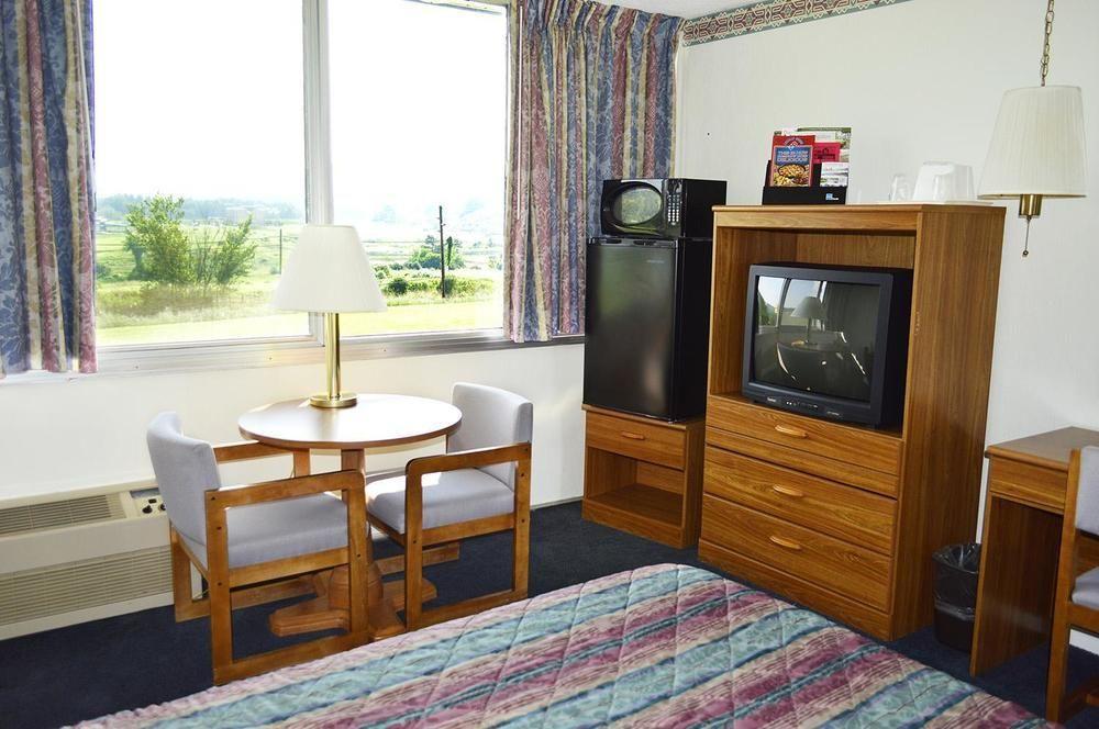 Huntingdon Motor Inn Zewnętrze zdjęcie