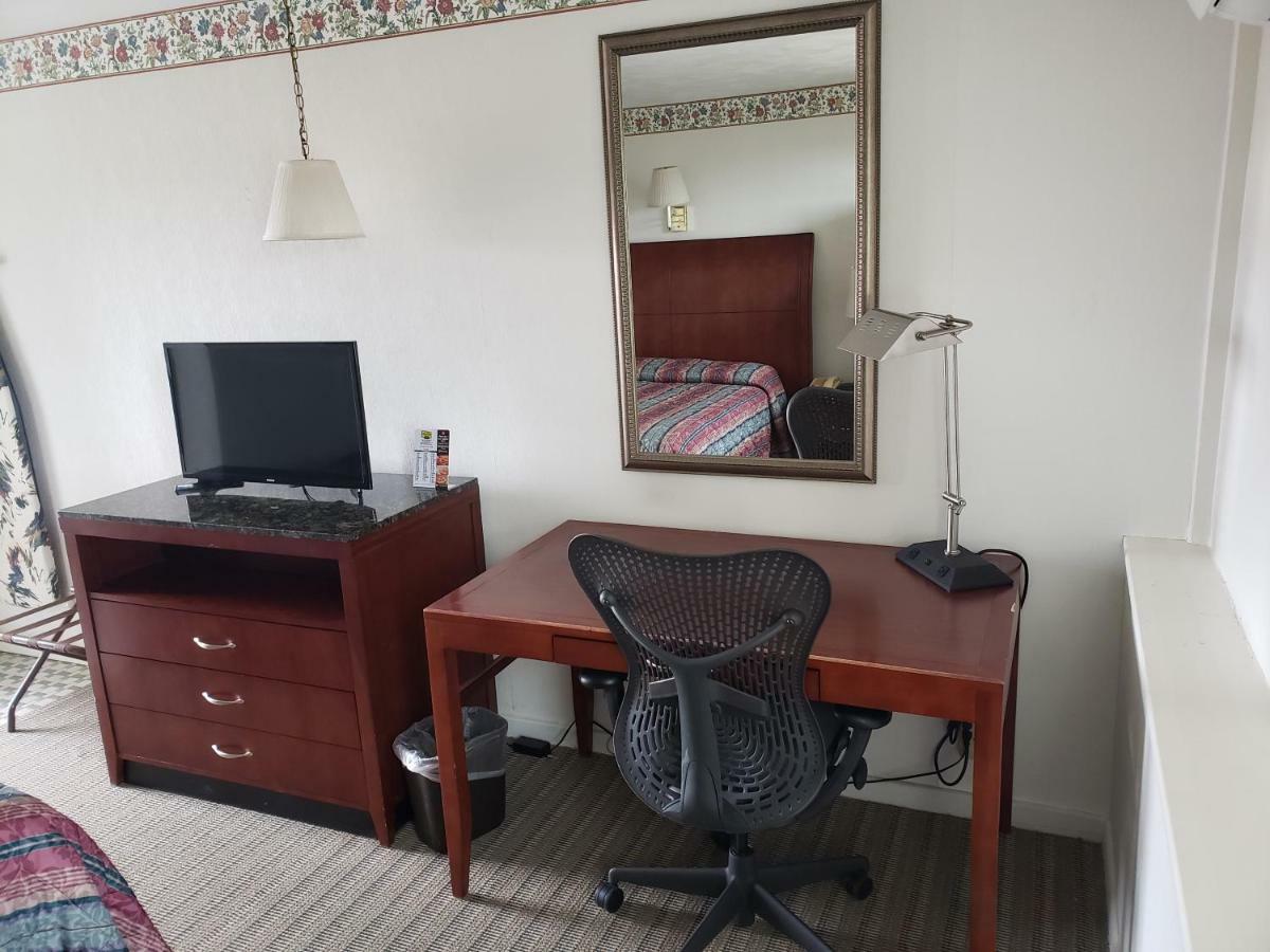 Huntingdon Motor Inn Zewnętrze zdjęcie