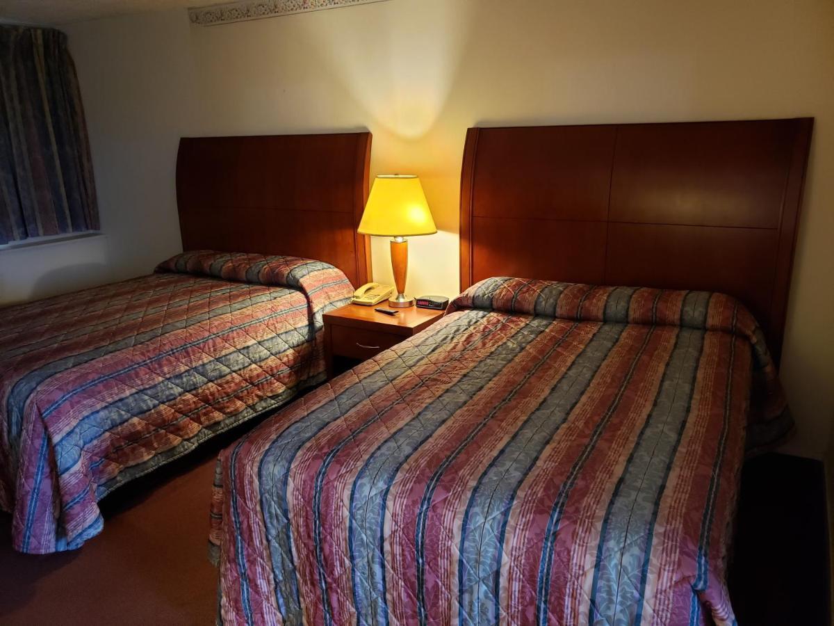 Huntingdon Motor Inn Zewnętrze zdjęcie
