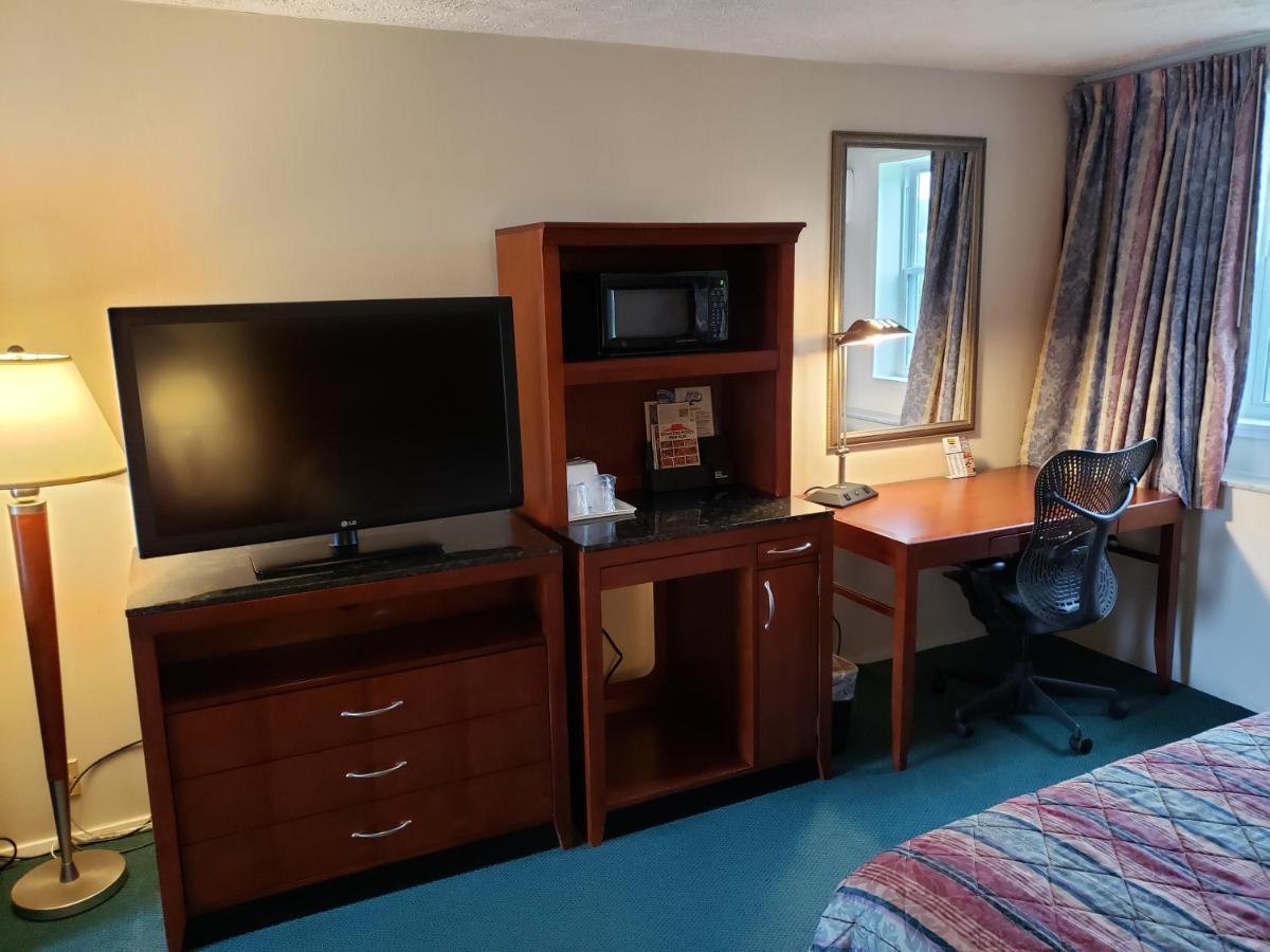 Huntingdon Motor Inn Zewnętrze zdjęcie