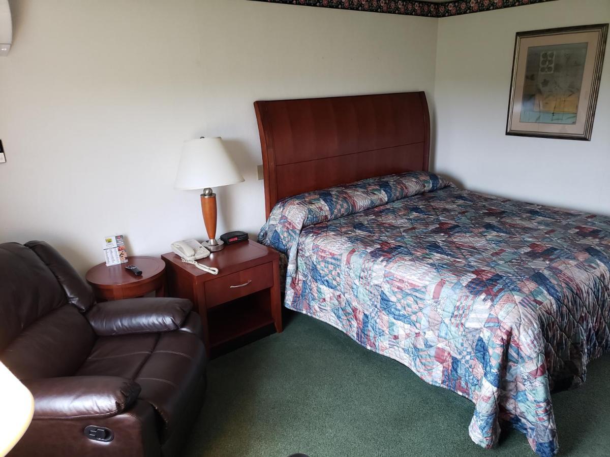 Huntingdon Motor Inn Zewnętrze zdjęcie